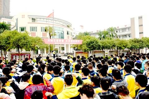 �����޶��ഺ ������������